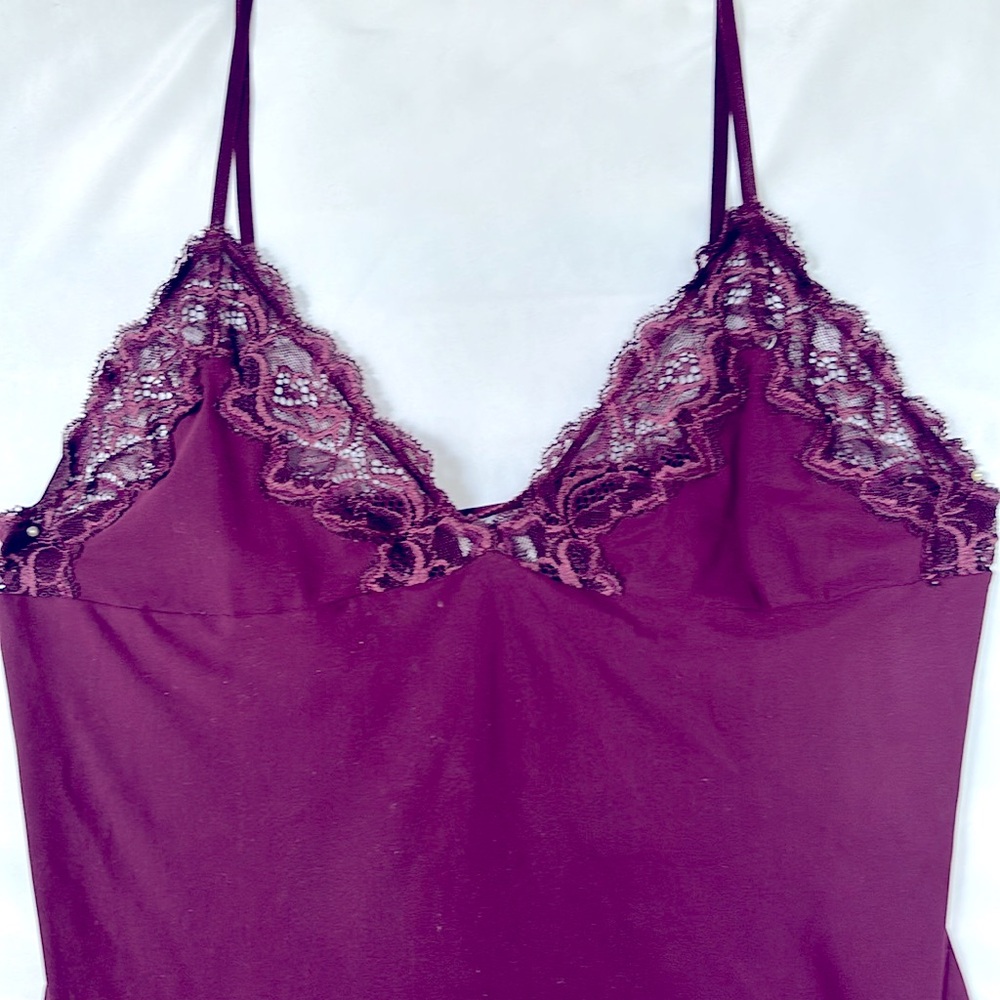 VINTAGE CALVIN KLEIN LINGERIE LACE DETAILED LINGERIE BURGUNDY TOP - MEDIUM - Picture 4 of 9